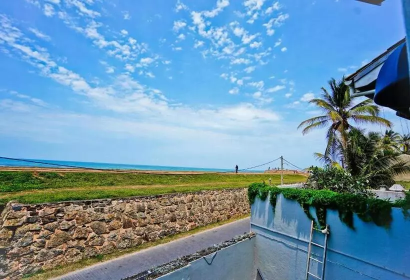 Пансион Fort Bliss