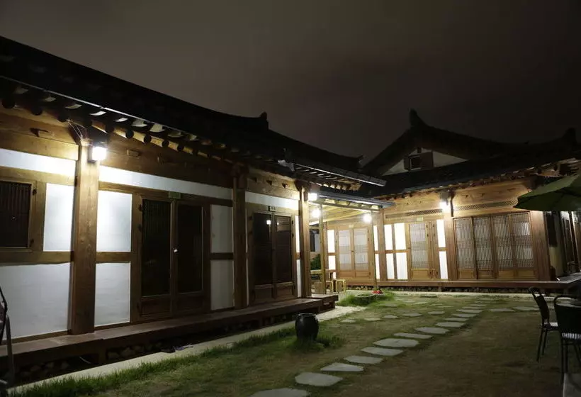 Pensió Jeonju Hanok Village Seoro