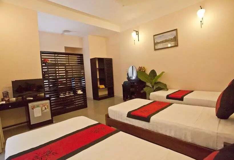 پانسیون Ngan Phu Villa