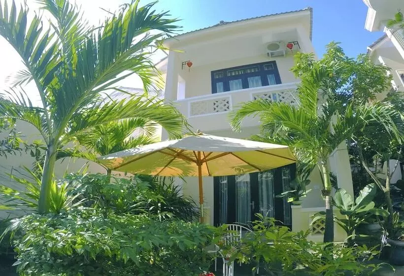 پانسیون Ngan Phu Villa