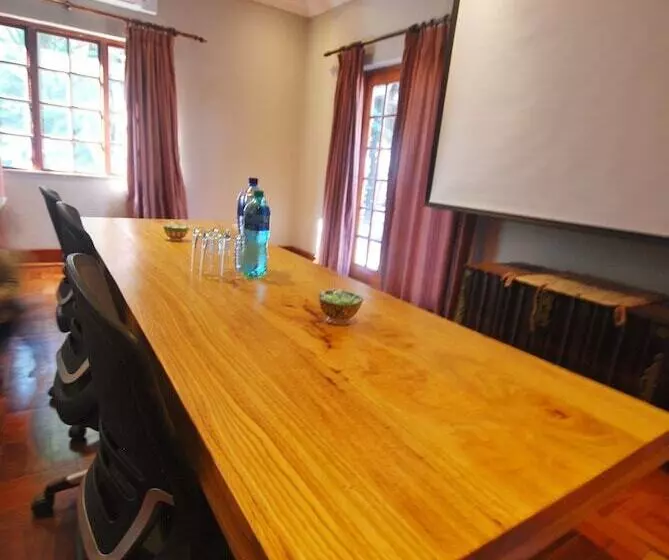 ペンション The Wardrobe Guest House