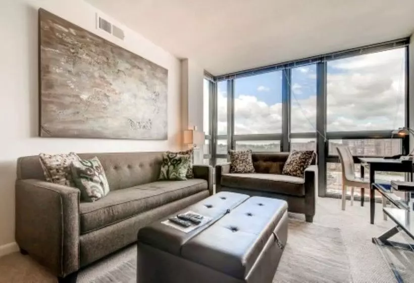 The Millennium At Metropolitan Park