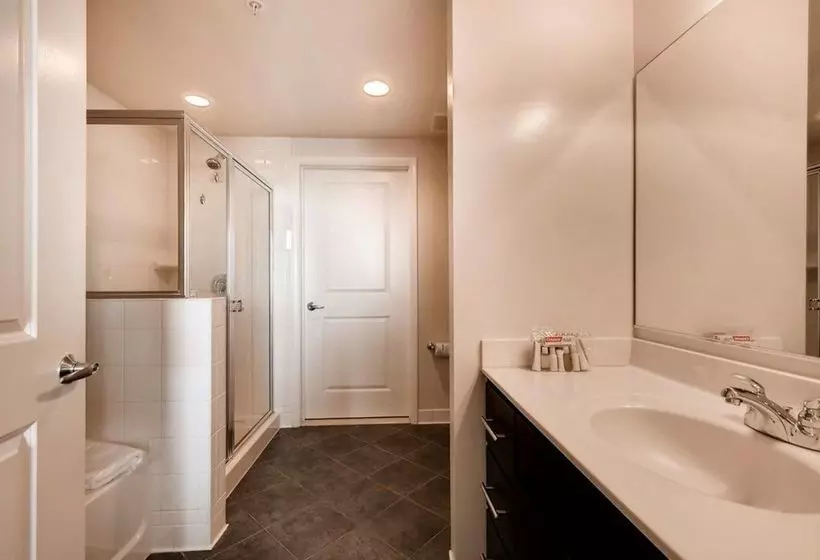 The Millennium At Metropolitan Park