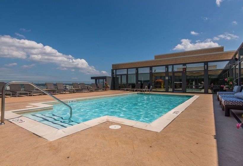 The Millennium At Metropolitan Park