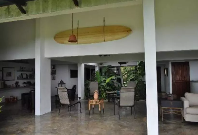 تختخواب و صبحانه El Ito At The Rainforest Experience Farm