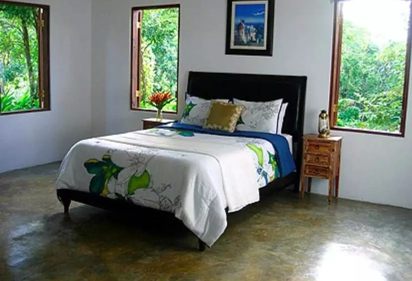 تختخواب و صبحانه El Ito At The Rainforest Experience Farm