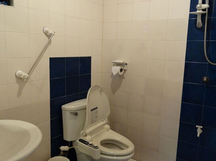 Bohol Wonderlagoon Resort