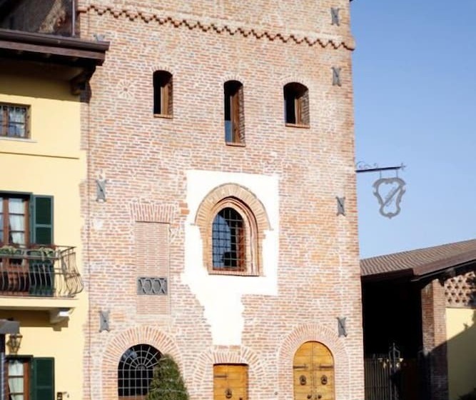 هتل La Torre Dei Canonici