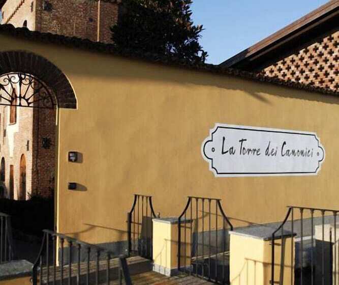 هتل La Torre Dei Canonici