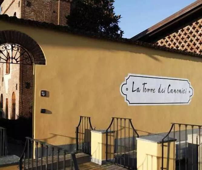 هتل La Torre Dei Canonici