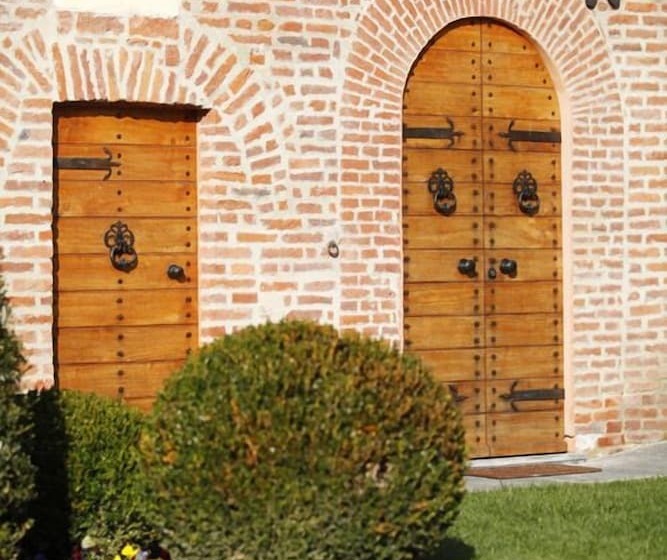 هتل La Torre Dei Canonici