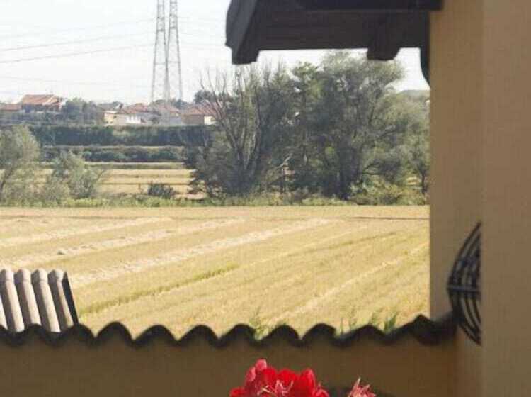 هتل La Torre Dei Canonici