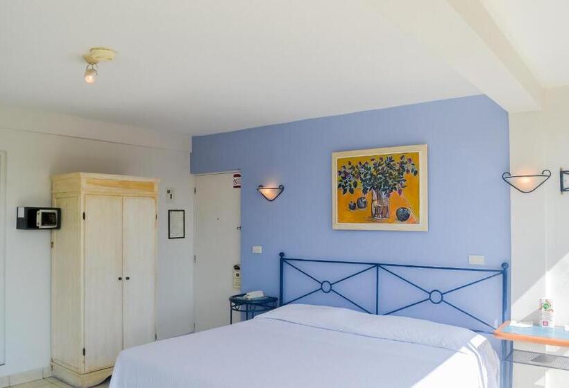 فندق Balcon Del Alferez