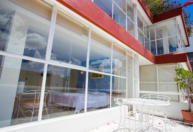 فندق Balcon Del Alferez