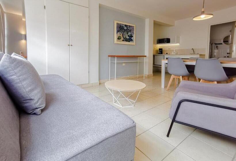 فندق Balcon Del Alferez