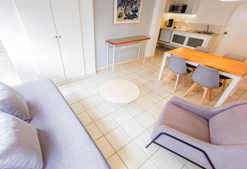 فندق Balcon Del Alferez