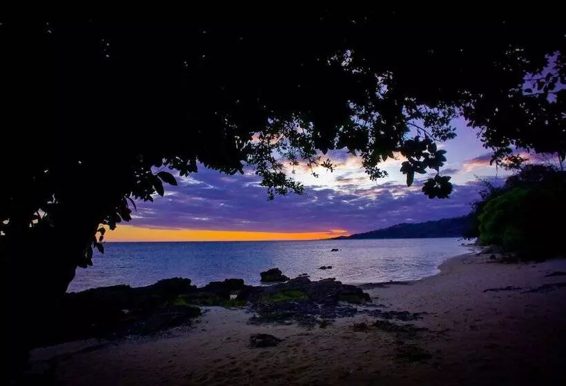 هتل Devos The Private Residence