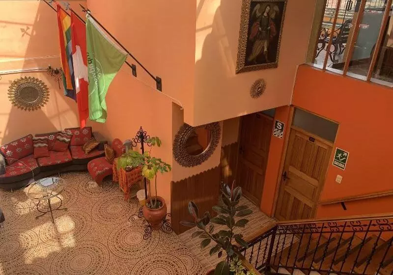 Otel Hostal Qolqampata