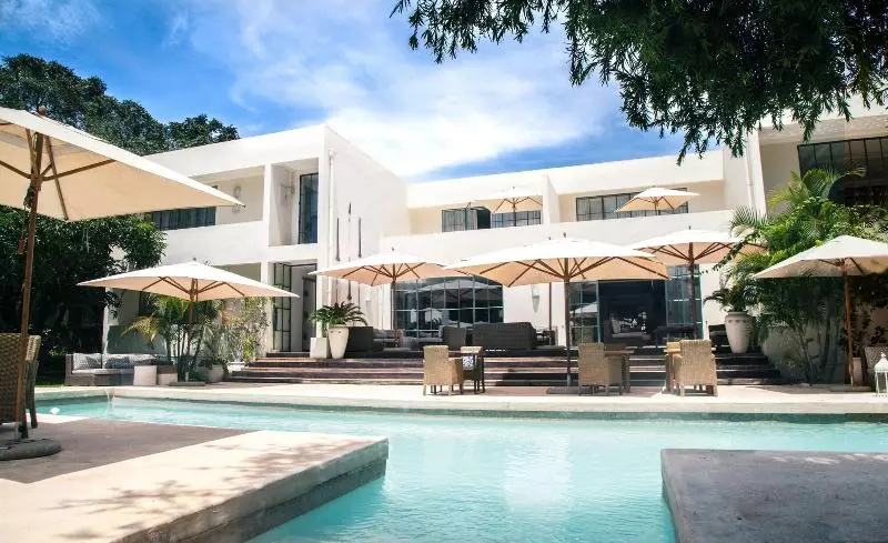 Hotel Latitude 15 Degrees