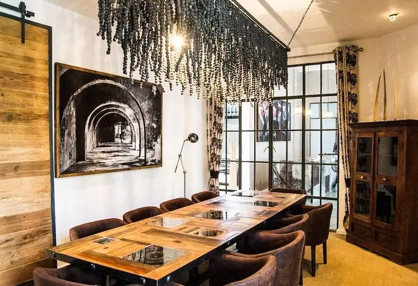 Hotel Latitude 15 Degrees