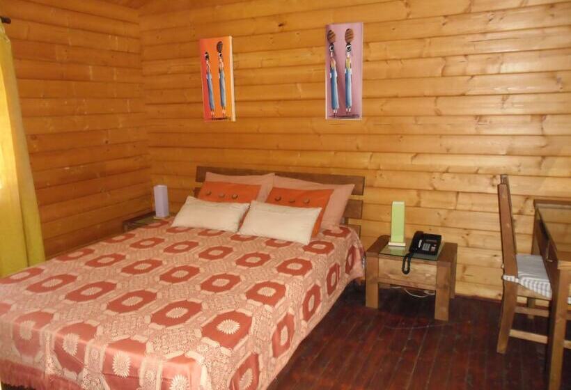 هتل Le Domaine De L’arbre Du Voyageur