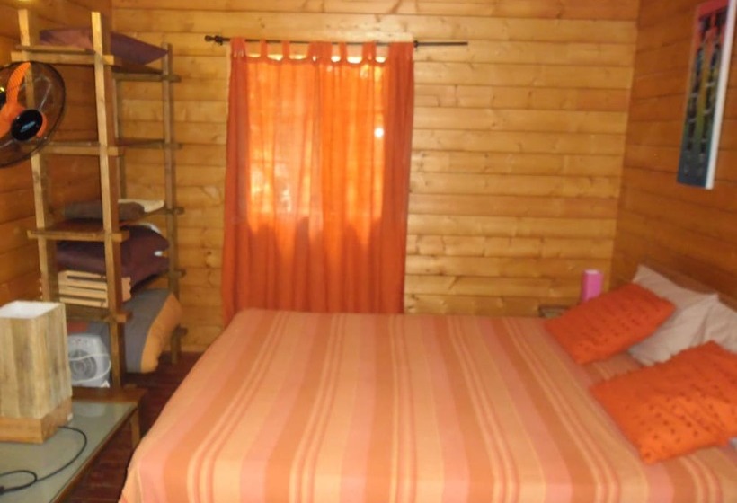 هتل Le Domaine De L’arbre Du Voyageur