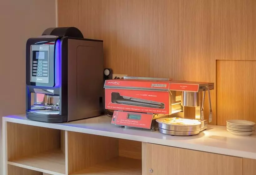 Moov Hotel Porto Norte