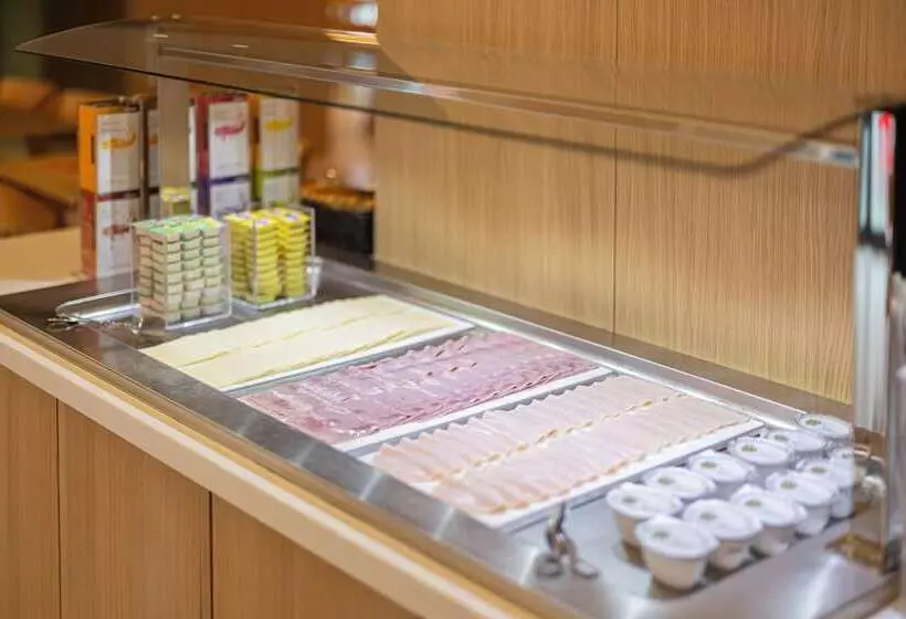 Moov Hotel Porto Norte