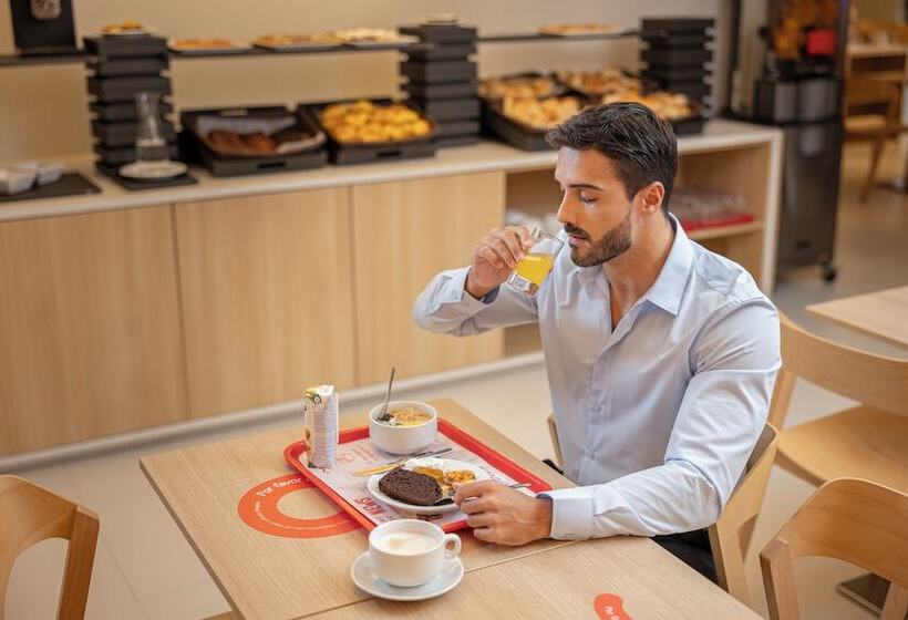 Moov Hotel Porto Norte