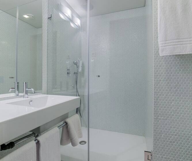 Moov Hotel Porto Norte