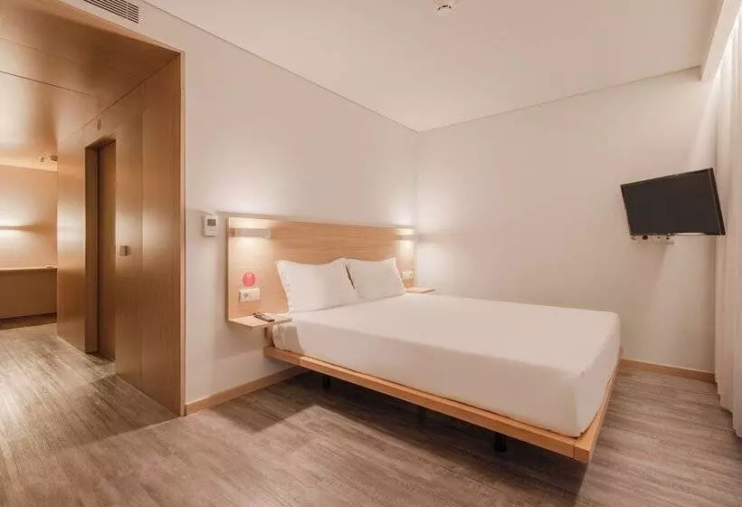 Moov Hotel Porto Norte