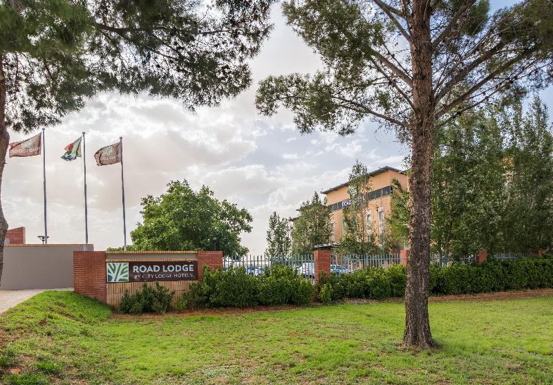 호텔 Road Lodge Bloemfontein Airport