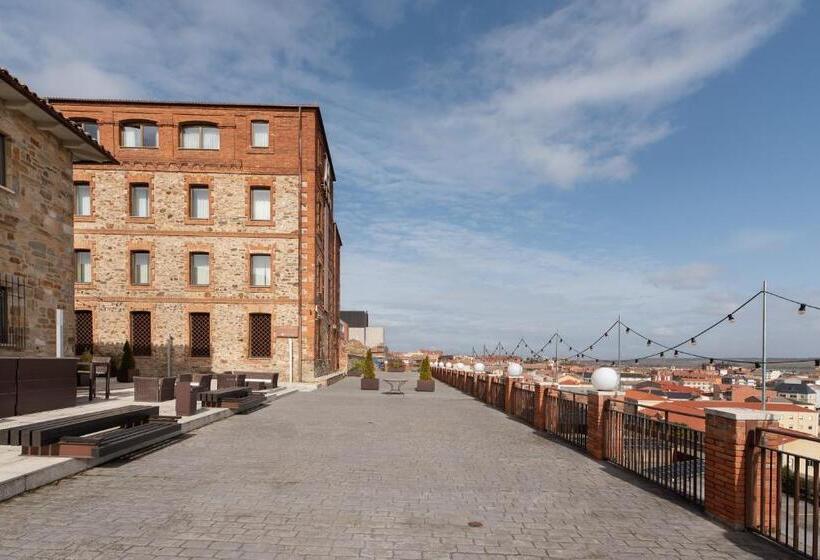 هتل Eurostars Vía De La Plata