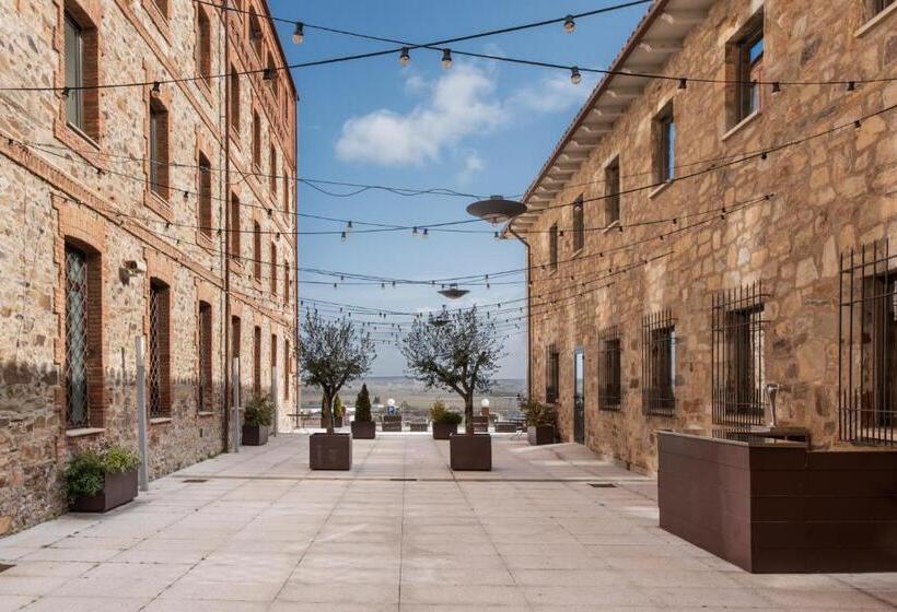 هتل Eurostars Vía De La Plata