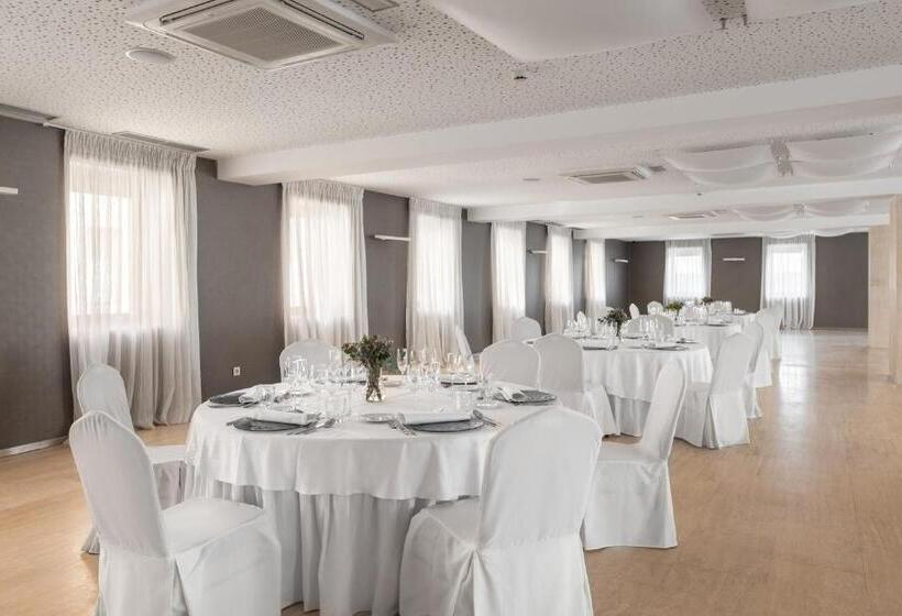 هتل Eurostars Vía De La Plata