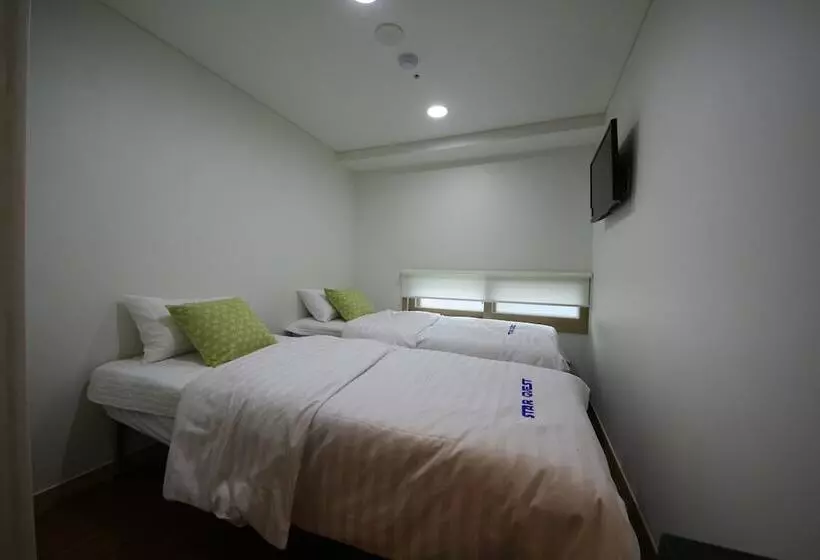 Hotelli Star Guesthouse