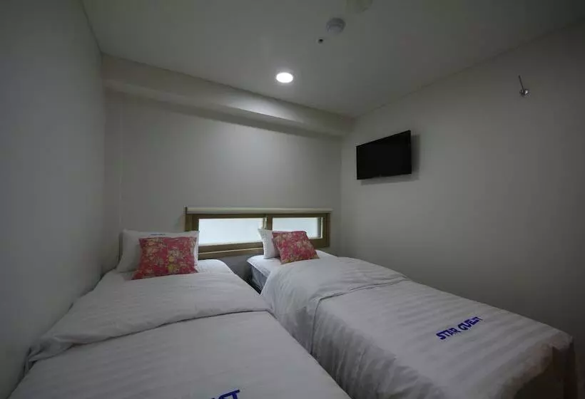 Hotelli Star Guesthouse