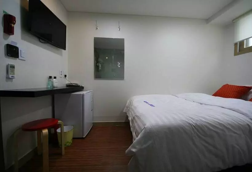 Hotelli Star Guesthouse