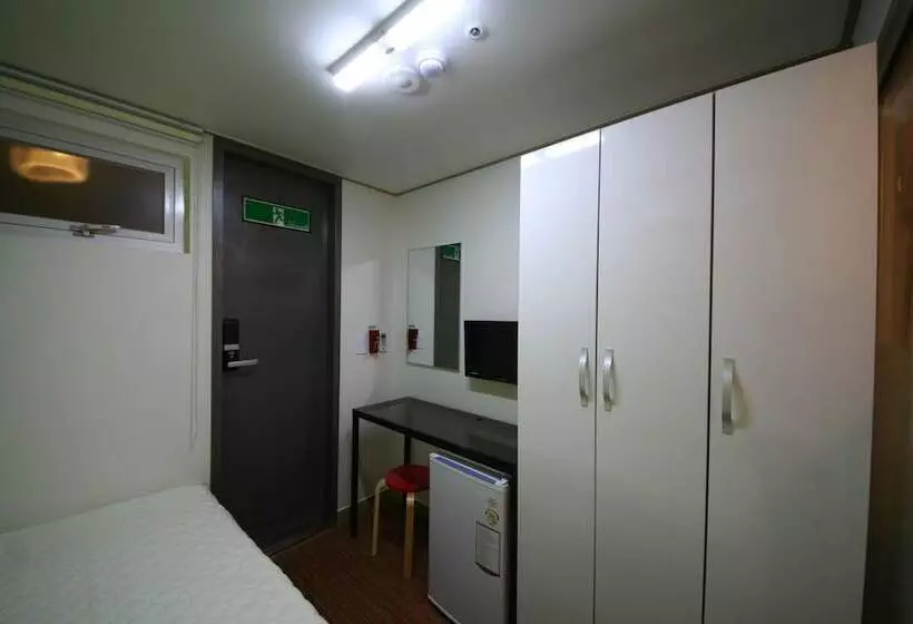 Hotelli Star Guesthouse