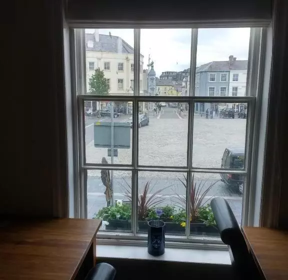 Отель Y Castell