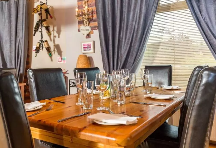 Airport View Hotel & Secret Spa