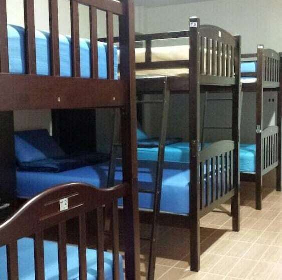 Общежитие Sairee Center Guesthouse