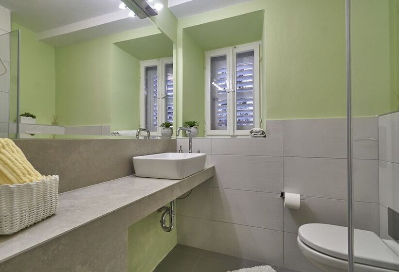 Apartments Old Town Finest