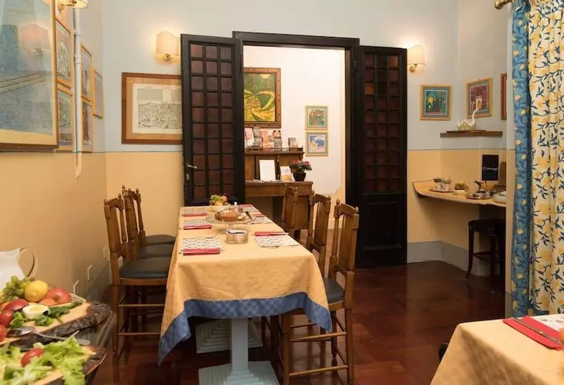 ベッドアンドブレックファースト Residenza Johanna I