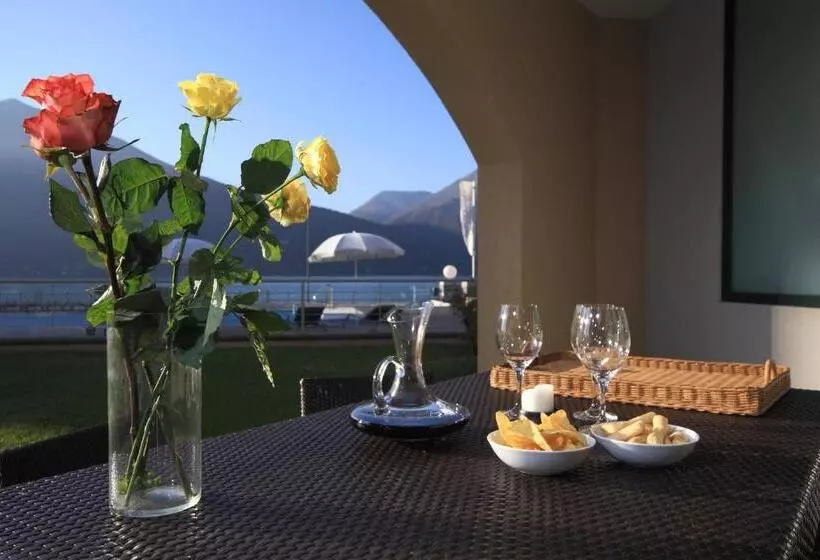 Golfo Gabella Lake Apartments