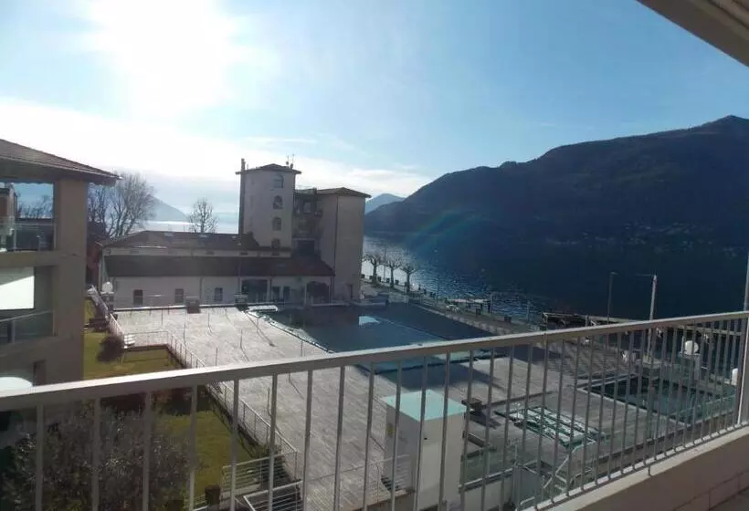 Golfo Gabella Lake Apartments