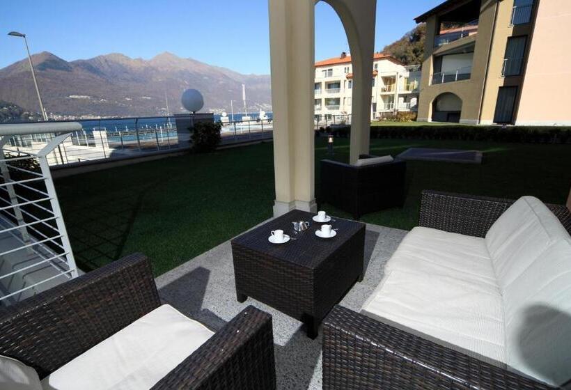 Golfo Gabella Lake Apartments