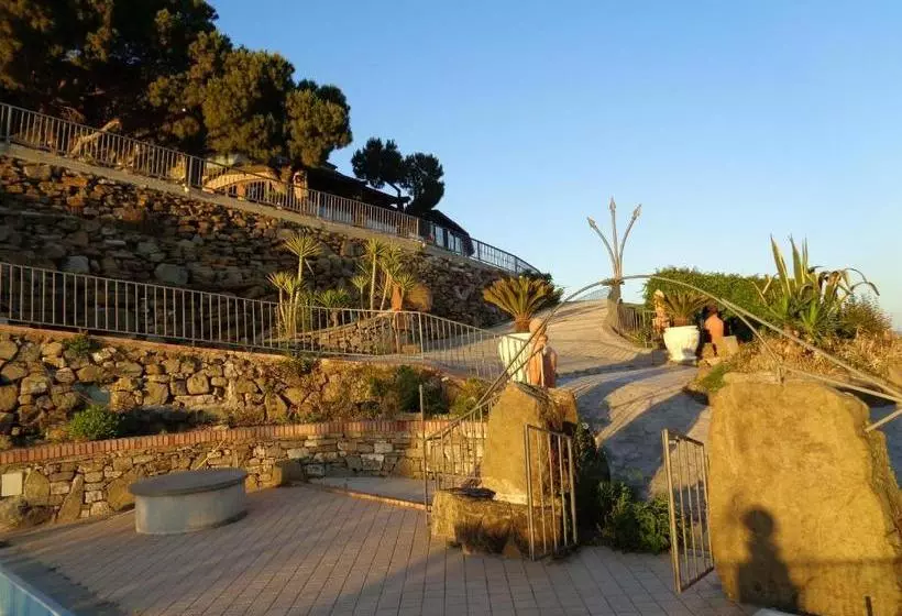 ホテル Agriturismo Le Agavi