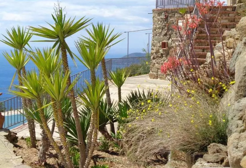 ホテル Agriturismo Le Agavi