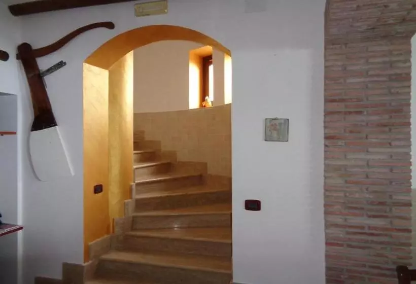 ホテル Agriturismo Le Agavi